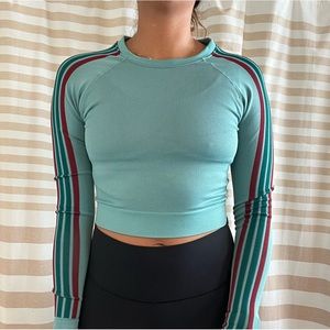 Fabletics top